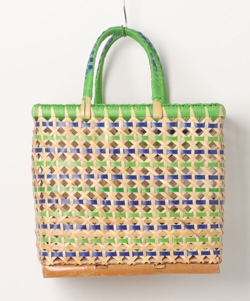 LILA&FLEUR(リラアンドフルール)の「Mix Parm Tree Basket M(かごバッグ・レディース・グリーン系/ブラック系・MEDIUM)」の2枚目の写真