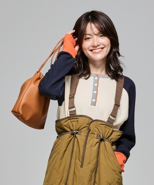 KRIFF MAYER Lady's Collection(クリフメイヤーレディースコレクション)の「ハニカムワッフルバイカラーロンT(Tシャツ/カットソー・レディース・カラフル/グレー/ナチュラル/ネイビー/チャコール・LARGE/MEDIUM)」の5枚目の写真