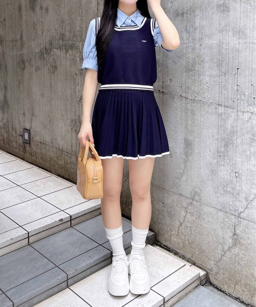 INGNI(イング)の「ニットベスト+ニットミニスカパン/セットアップ(セットアップ・レディース・ベージュ/ネイビー/グレー・M)」の18枚目の写真