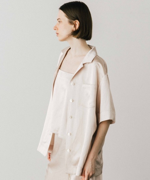 CREDONA（クレドナ）の「ACETATE LINEN SATIN SHIRTS/アセテートリーンサテンシャツ（シャツ/ブラウス・レディース・ブラック/ホワイト・FREE）」の7枚目の写真