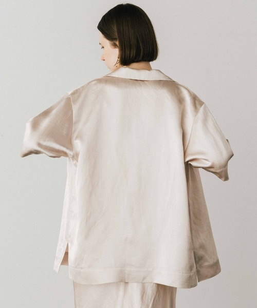 CREDONA（クレドナ）の「ACETATE LINEN SATIN SHIRTS/アセテートリーンサテンシャツ（シャツ/ブラウス・レディース・ブラック/ホワイト・FREE）」の6枚目の写真