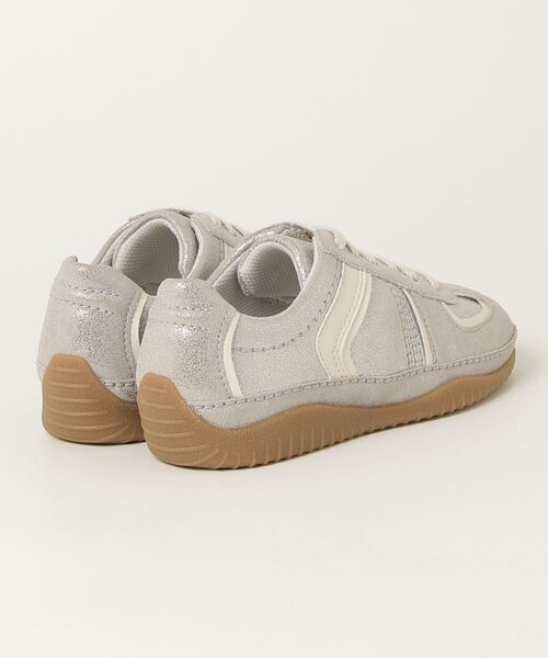 Clarks（クラークス）の「Meridor Lo / メリドールロー（メタリックコンビ）（スニーカー・レディース・シルバー・UK6/UK5.5/UK5/UK4.5/UK4/UK3.5/UK3）」の6枚目の写真