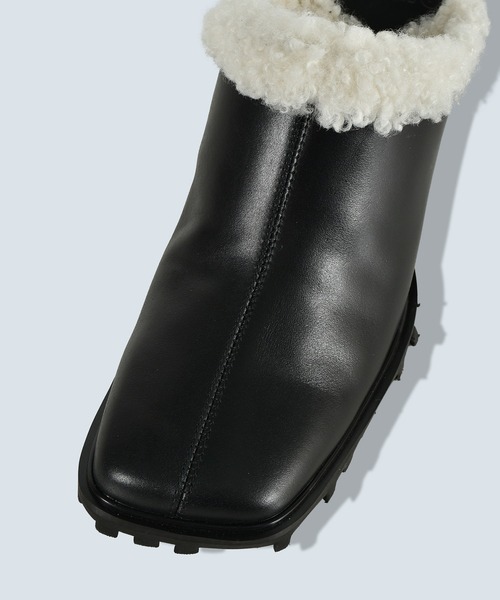 OMMO(オーエムエムオー)の「SQUARE TOE BOA MULE(その他シューズ・レディース・ブラック/シルバー・36/37/38)」の15枚目の写真