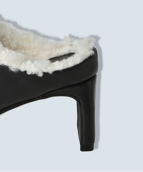 OMMO(オーエムエムオー)の「SQUARE TOE BOA MULE(その他シューズ・レディース・ブラック/シルバー・36/37/38)」の4枚目の写真