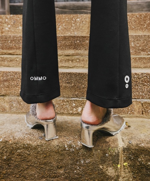 OMMO(オーエムエムオー)の「SQUARE TOE BOA MULE(その他シューズ・レディース・ブラック/シルバー・36/37/38)」の10枚目の写真