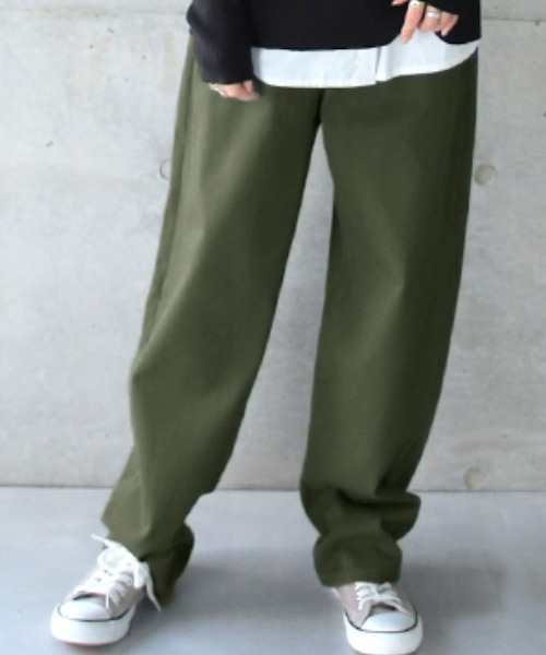 HUG.U（ハグユー）の「ストレッチコットンストレートパンツ（カーゴパンツ・レディース・ベージュ/ネイビー/ホワイト/ブラック/カーキ・S/M/L/LL）」の4枚目の写真