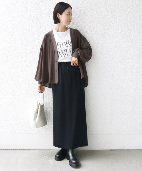 セール】【WEB限定】〈手洗い可能〉シアー Vネック フレア シャツ