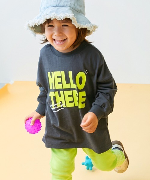 devirock（デビロック）の「【EN-JOY】どっちも前だから1人でお着替え カラフル 長袖Tシャツ ロンT（Tシャツ/カットソー・キッズ・グレー系1/ベージュ系1/ブラック系1/オレンジ系1/ピンク系2/ピンク系1/パープル系1/ベージュ系2/グリーン系1/ブルー系1/グリーン系2/ブルー系2・110cm/100cm/120cm/130cm/90cm/80ｃｍ）」の2枚目の写真