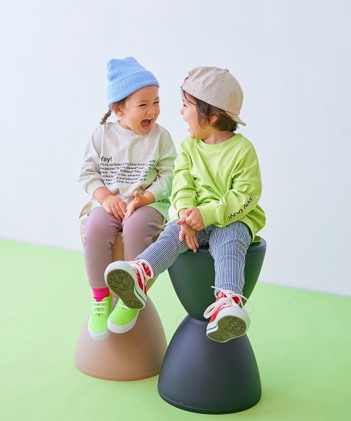 devirock（デビロック）の「【EN-JOY】どっちも前だから1人でお着替え カラフル 長袖Tシャツ ロンT（Tシャツ/カットソー・キッズ・グレー系1/ベージュ系1/ブラック系1/オレンジ系1/ピンク系2/ピンク系1/パープル系1/ベージュ系2/グリーン系1/ブルー系1/グリーン系2/ブルー系2・110cm/100cm/120cm/130cm/90cm/80ｃｍ）」の21枚目の写真