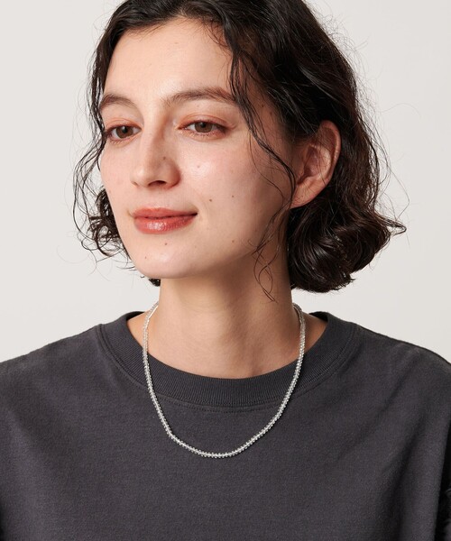 Causerie(コズリ)の「<Causerie>ストーン カット ショートネックレス(ネックレス・レディース・ホワイト/ライトピンク/ケリーグリーン・FREE)」の4枚目の写真