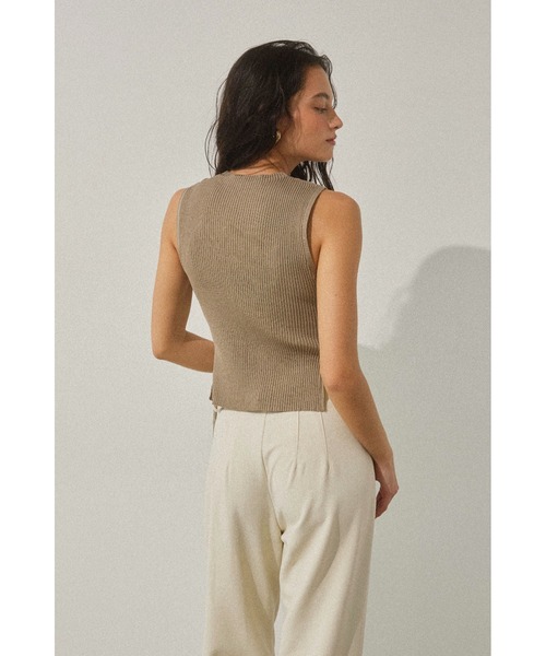 ALEXIA STAM(アリシアスタン)の「Side Ribbon High Neck Knit Top /サイドリボンタンク(タンクトップ・レディース・ブラック/ホワイト/ベージュ・FREE)」の14枚目の写真