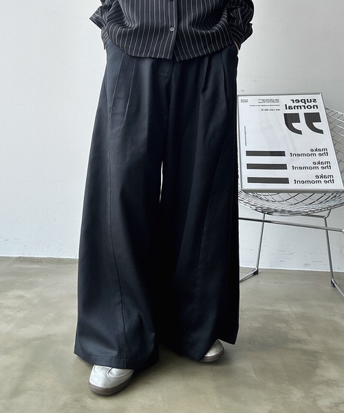 UNDERSTATEMENTs（アンダーステイトメント）の「【ユニセックス】切り替えワイドストレートスラックス（スラックス・メンズ・ブルー系その他/ブラック・SMALL/MEDIUM/LARGE）」の4枚目の写真