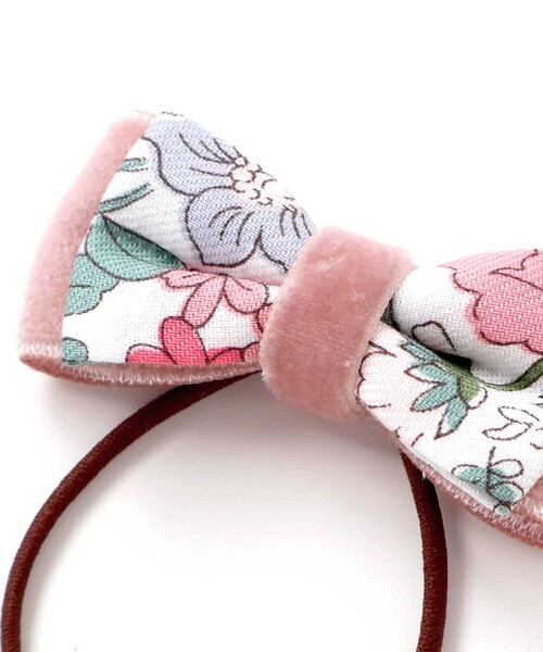 Tartine et Chocolat（タルティーヌエショコラ）の「【日本製】【お揃い】リバティビエラ(DaisyMorisia)ヘアゴム２点セット（ヘアゴム・キッズ・ブルー系その他/ピンク系その他・FREE）」の4枚目の写真