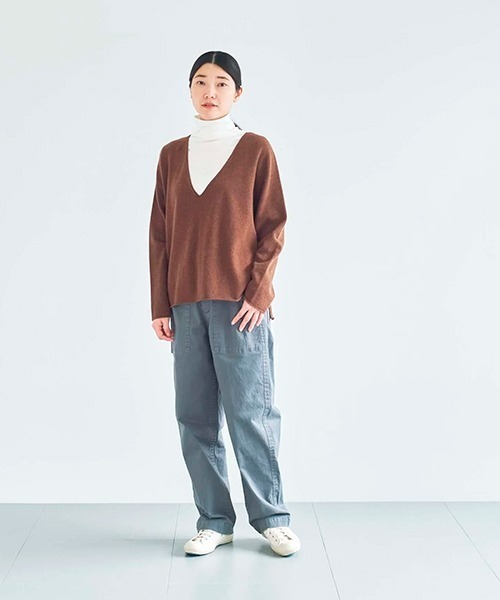 Vネックニット lamb（ニット/セーター）｜HAU（ハウ）のファッション