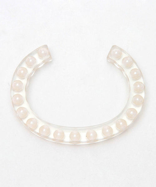 CAROLINA GLASER（カロリナ グレイサー）の「CAROLINA GLASER / パール バングル（バングル/リストバンド・レディース・その他1・ONE SIZE）」の3枚目の写真