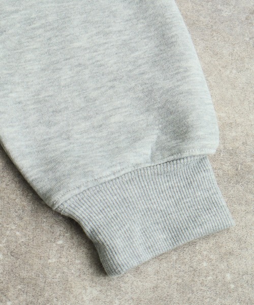 KANGOL（カンゴール）の「【KANGOL/カンゴール】別注 裏起毛 ロゴ刺繍 クルーネック スウェット 長袖 トレーナー（スウェット・メンズ・ブルー系その他/杢グレー/ブラック/グレー系その他/ブラウン/ホワイト系その他/ホワイト/グレー系その他2/ネイビー/アッシュグレー/ブラック系その他/ブラウン系その他・M/XL/L）」の13枚目の写真