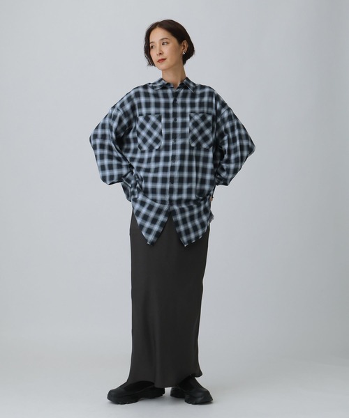 LEPSIM（レプシィム）の「フリンジチェックシャツチュニック　595293（シャツ/ブラウス・レディース・ブラック/ネイビー/ブラウン・FREE）」の19枚目の写真