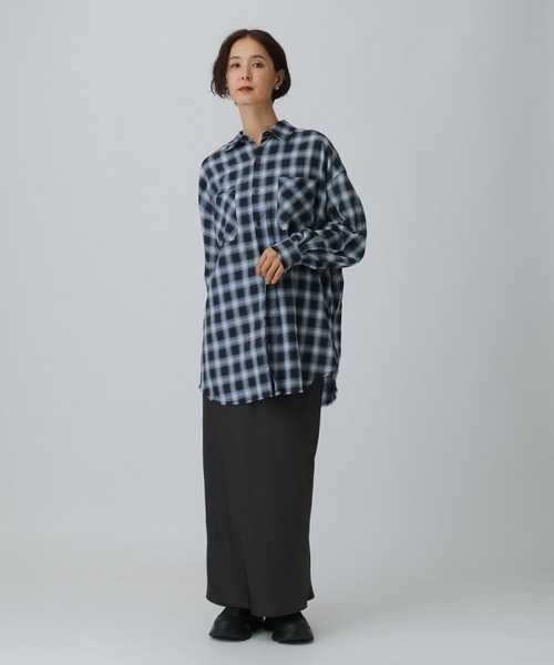 LEPSIM（レプシィム）の「フリンジチェックシャツチュニック　595293（シャツ/ブラウス・レディース・ブラック/ネイビー/ブラウン・FREE）」の20枚目の写真