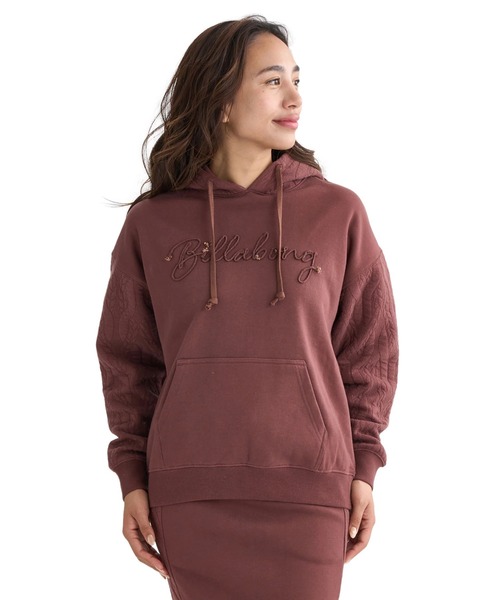 BILLABONG（ビラボン）の「BILLABONG レディース QUILT MIX LOOSE FIT セットアップ パーカー【LOOSE FIT】 【2025年秋冬モデル/ビラボンセットアップ対応スリーブ切り替えデザインプルオーバーパーカー・フーディー（パーカー・レディース・ブラウン系その他/オフホワイト/ホワイト・LARGE/MEDIUM）」の3枚目の写真