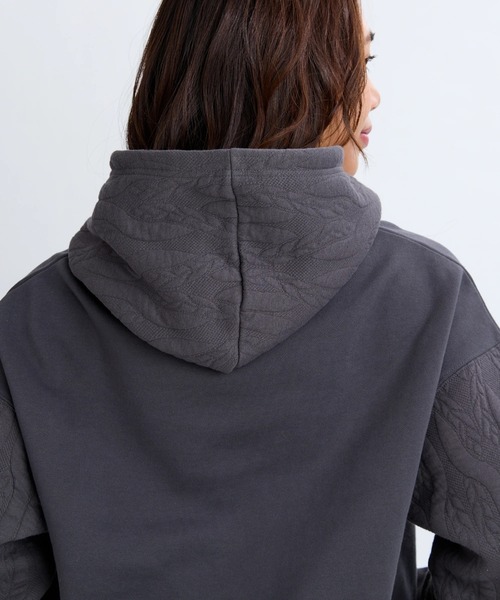 BILLABONG（ビラボン）の「BILLABONG レディース QUILT MIX LOOSE FIT セットアップ パーカー【LOOSE FIT】 【2025年秋冬モデル/ビラボンセットアップ対応スリーブ切り替えデザインプルオーバーパーカー・フーディー（パーカー・レディース・ブラウン系その他/オフホワイト/ホワイト・LARGE/MEDIUM）」の9枚目の写真