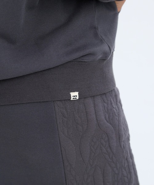 BILLABONG（ビラボン）の「BILLABONG レディース QUILT MIX LOOSE FIT セットアップ パーカー【LOOSE FIT】 【2025年秋冬モデル/ビラボンセットアップ対応スリーブ切り替えデザインプルオーバーパーカー・フーディー（パーカー・レディース・ブラウン系その他/オフホワイト/ホワイト・LARGE/MEDIUM）」の10枚目の写真