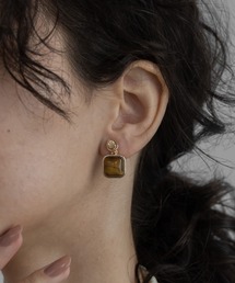 abaskdesign（アバスクデザイン）の「ティアドロップデザインスクエアイヤリング（イヤリング）」