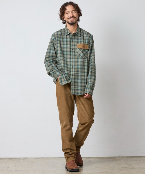 L.L.Bean(エルエルビーン)の「スコッチ・プラッド・フランネル・シャツ、スナップフロント スライトリー・フィット(すっきりフィット) 米国フィット・レギュラー(シャツ/ブラウス・メンズ・グレー系その他/ブラウン系その他/ブルー系その他/グリーン系その他/ブルー系その他2・SMALL/MEDIUM/LARGE)」の17枚目の写真