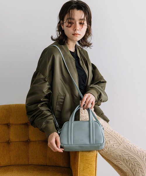 Beau're(ヴュレ)の「BEAURE Soft Leather ボストン(ボストンバッグ・レディース・ブラウン/アイボリー/ブラック/グレー系その他・FREE)」の9枚目の写真