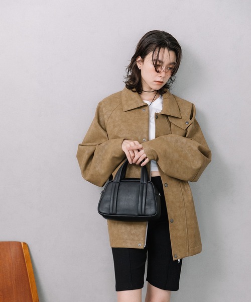 Beau're(ヴュレ)の「BEAURE Soft Leather ボストン(ボストンバッグ・レディース・ブラウン/アイボリー/ブラック/グレー系その他・FREE)」の10枚目の写真