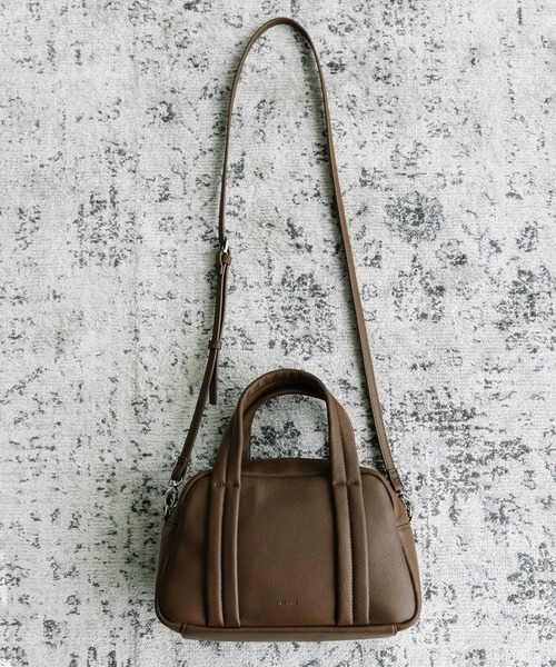 Beau're(ヴュレ)の「BEAURE Soft Leather ボストン(ボストンバッグ・レディース・ブラウン/アイボリー/ブラック/グレー系その他・FREE)」の18枚目の写真