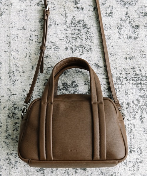 Beau're(ヴュレ)の「BEAURE Soft Leather ボストン(ボストンバッグ・レディース・ブラウン/アイボリー/ブラック/グレー系その他・FREE)」の17枚目の写真