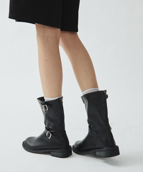 Aunt Marie's（アントマリーズ）の「ダブルベルトショートブーツ（ブーツ・レディース・ブラック・SMALL/MEDIUM/LARGE）」の5枚目の写真