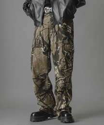 there is nothing（ゼアイズナッシング）の「リアルツリーカモオールオーバーデザインカーゴワイドデニムパンツ（カーゴパンツ）」
