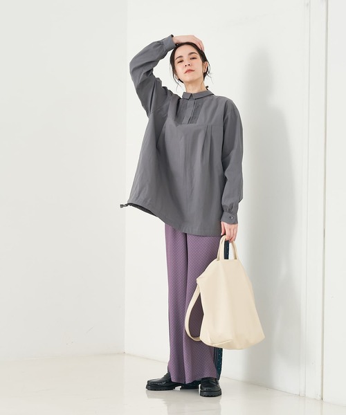 collex（コレックス）の「2WAY底マチワイド レザーライクワンショルダーバッグ（トートバッグ・レディース・アイボリー/ブラック/ゴールド・フリー）」の15枚目の写真