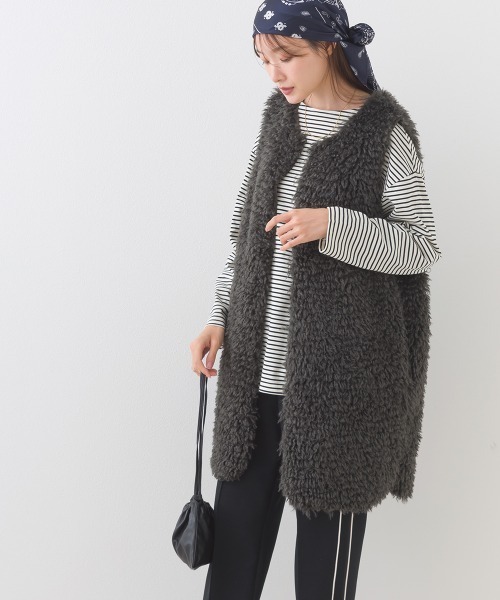 OMNES（オムネス）の「ノーカラープードルファーロングジレベスト（ベスト・レディース・ブラウン/ダークグレー/ベージュ・FREE）」の6枚目の写真