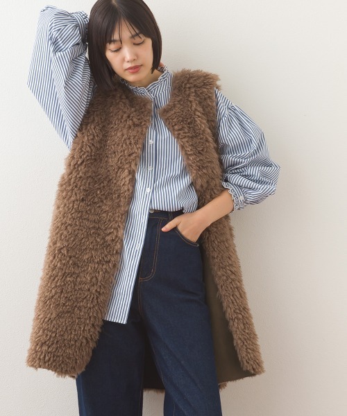 OMNES（オムネス）の「ノーカラープードルファーロングジレベスト（ベスト・レディース・ブラウン/ダークグレー/ベージュ・FREE）」の14枚目の写真