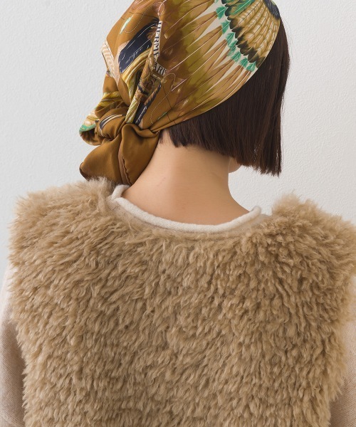 OMNES（オムネス）の「ノーカラープードルファーロングジレベスト（ベスト・レディース・ブラウン/ダークグレー/ベージュ・FREE）」の20枚目の写真