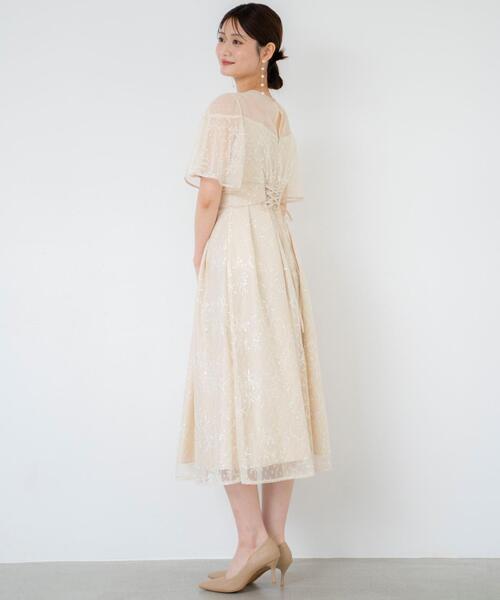 AND COUTURE(アンドクチュール)の「小花柄刺繍ドットチュールドレス(ドレス・レディース・ブラック/ベージュ・FREE)」の4枚目の写真