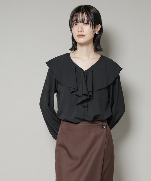 NANO universe(ナノユニバース)の「ビンテージポプリンラッフルカラーブラウス(シャツ/ブラウス・レディース・ブラック/ホワイト/ベージュ・FREE)」の3枚目の写真