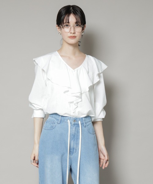 NANO universe(ナノユニバース)の「ビンテージポプリンラッフルカラーブラウス(シャツ/ブラウス・レディース・ブラック/ホワイト/ベージュ・FREE)」の13枚目の写真