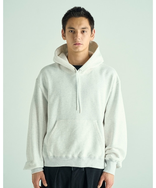 VICTIM（ヴィクティム）の「VICTIM ヴィクティム / SHORT PARKA ショートプルオーバーパーカー / VTM-25-CS-102（パーカー・メンズ・ブラック/グレー/ライトグレー・1/3/2）」の2枚目の写真