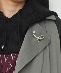 JETSET SOLO PLUS （ジェットセットソロプラス）の「【JETSET SOLO PLUS】パールニュアンスメタルブローチ（ブローチ/コサージュ）」