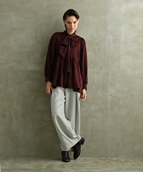RAW FUDGE（ローファッジ）の「チェック柄ウエストタックワイドパンツ（その他パンツ・レディース・グレー/オフホワイト・M）」の3枚目の写真