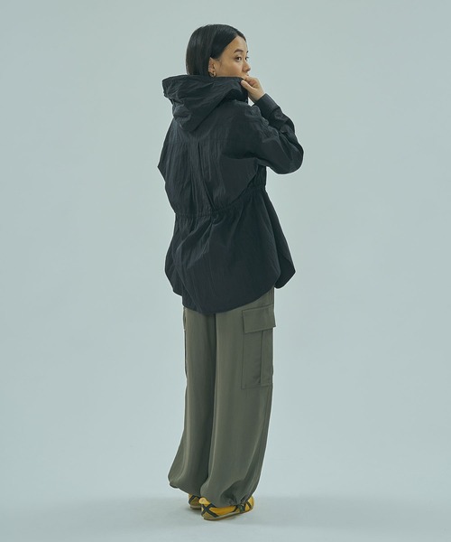 ROSE BUD（ローズバッド）の「LIGHT HOODED SHIRT（シャツ/ブラウス・レディース・ブラック/ブラウン・ONE SIZE）」の8枚目の写真