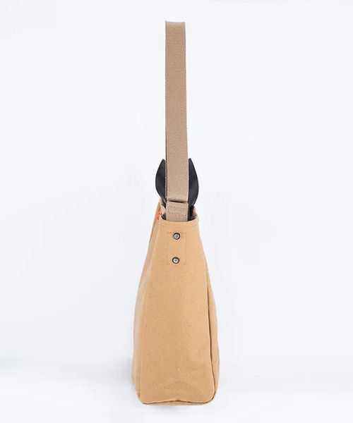 GLOBAL FORME CONCRETE（グローバルフォルムコンクリート）の「【WEEKEND(ER)】WORKERS TOTE（トートバッグ・メンズ・ベージュ/ブラック・FREE）」の22枚目の写真