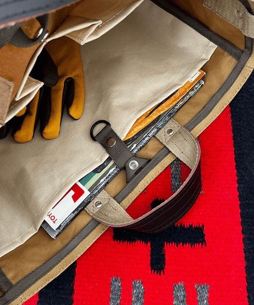 GLOBAL FORME CONCRETE（グローバルフォルムコンクリート）の「【WEEKEND(ER)】WORKERS TOTE（トートバッグ・メンズ・ベージュ/ブラック・FREE）」の8枚目の写真