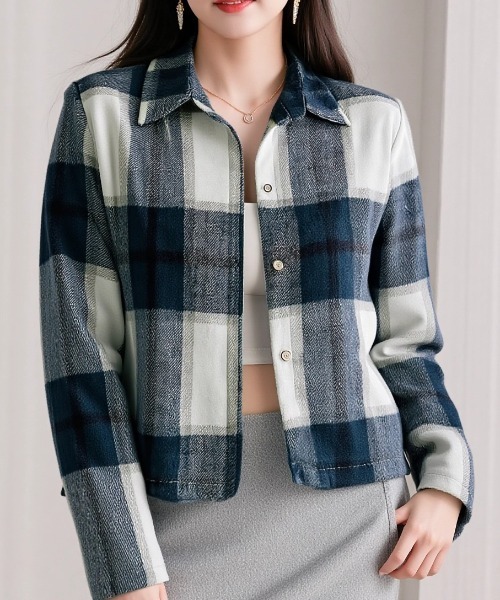 cammie(キャミー)の「チェックショート丈シャツ(シャツ/ブラウス・レディース・グレー/ネイビー/レッド・M/L)」の9枚目の写真
