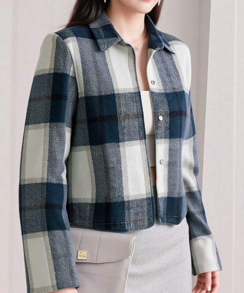 cammie(キャミー)の「チェックショート丈シャツ(シャツ/ブラウス・レディース・グレー/ネイビー/レッド・M/L)」の10枚目の写真
