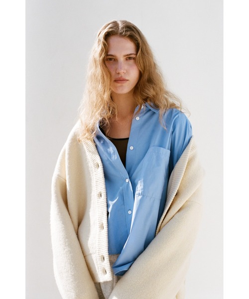 emmi（エミ）の「emmiロゴベーシックシャツ（シャツ/ブラウス・レディース・ストライプ/ピンク/ブルー・F）」の21枚目の写真