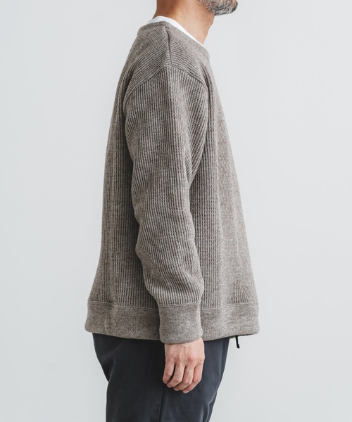 quadro（クオドロ）の「ホットレイワッフルクルーネックプルオーバー（Tシャツ/カットソー・メンズ・ブラック/ブルーグレー/グレイッシュベージュ・MEDIUM/LARGE）」の8枚目の写真